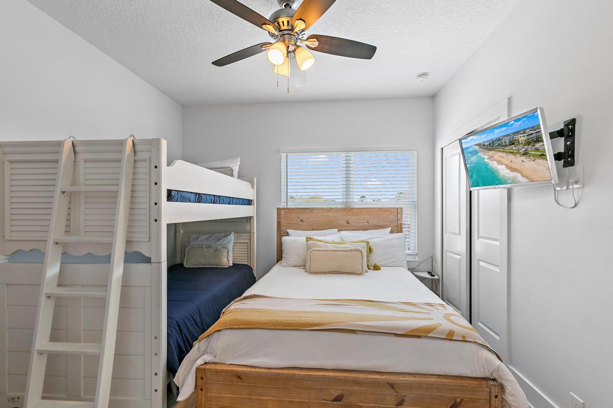Few Steps To Ocean-4 Beach Cruisers & Free Parking & Private Backyard Джэксонвилл-Бич Экстерьер фото